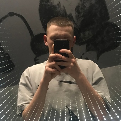 Стас Мангушев